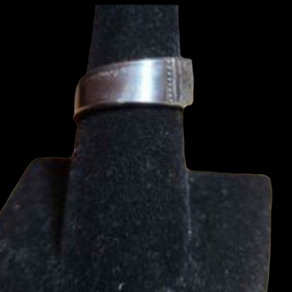 Size 7 Hand Forged Vintage Boho Spoon Ring - Picture 2 of 3